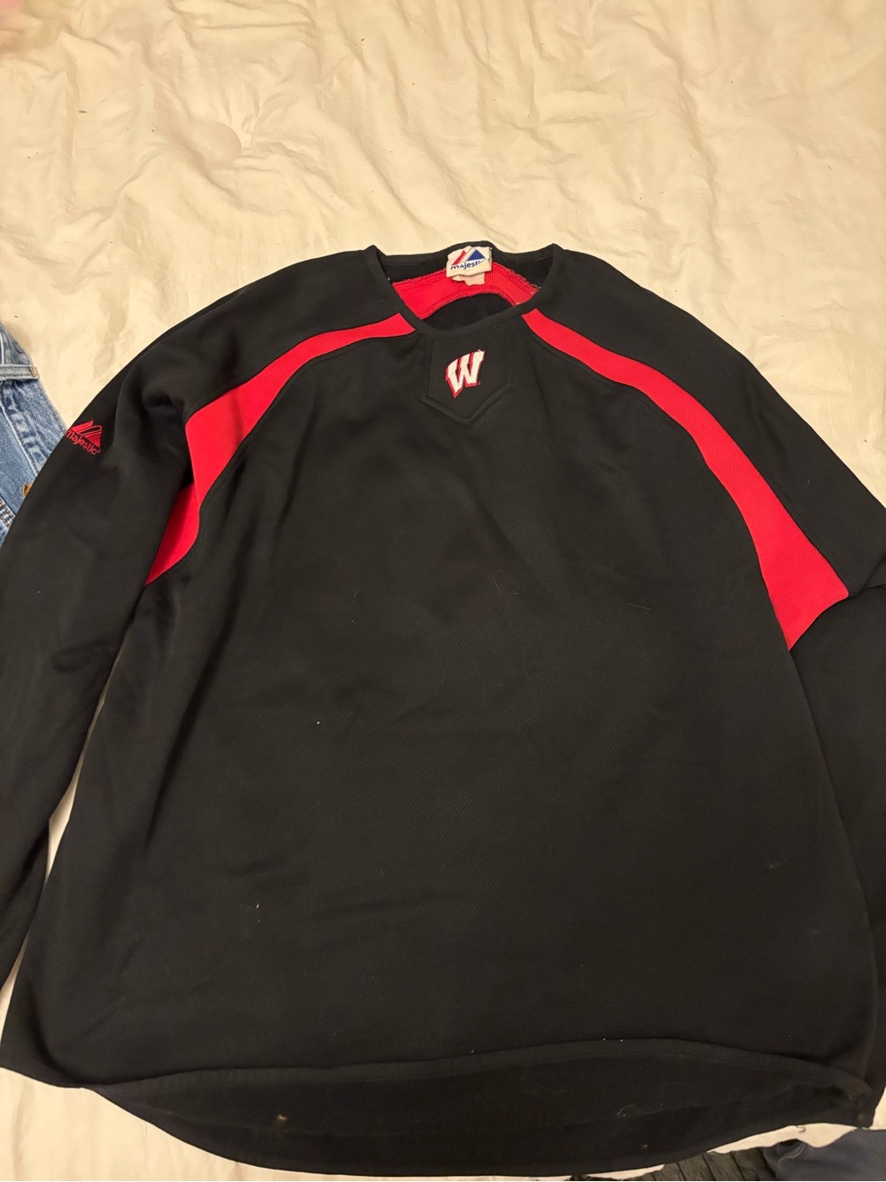 Men's Black & Red Athletic Pullover Sweatshirt - W Logo